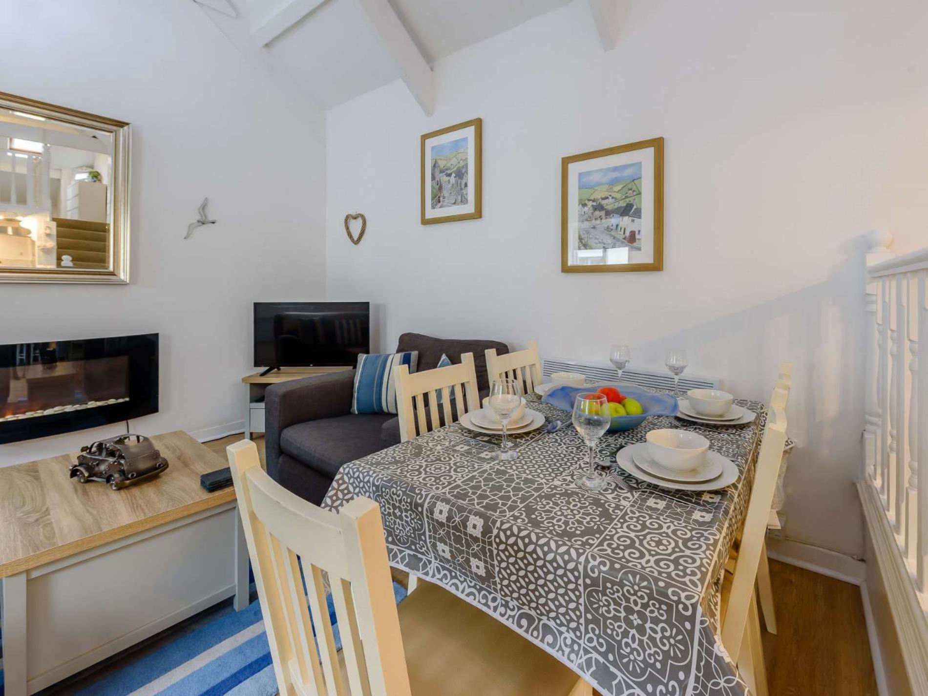 2 Bed In Tenby 86854 外观 照片
